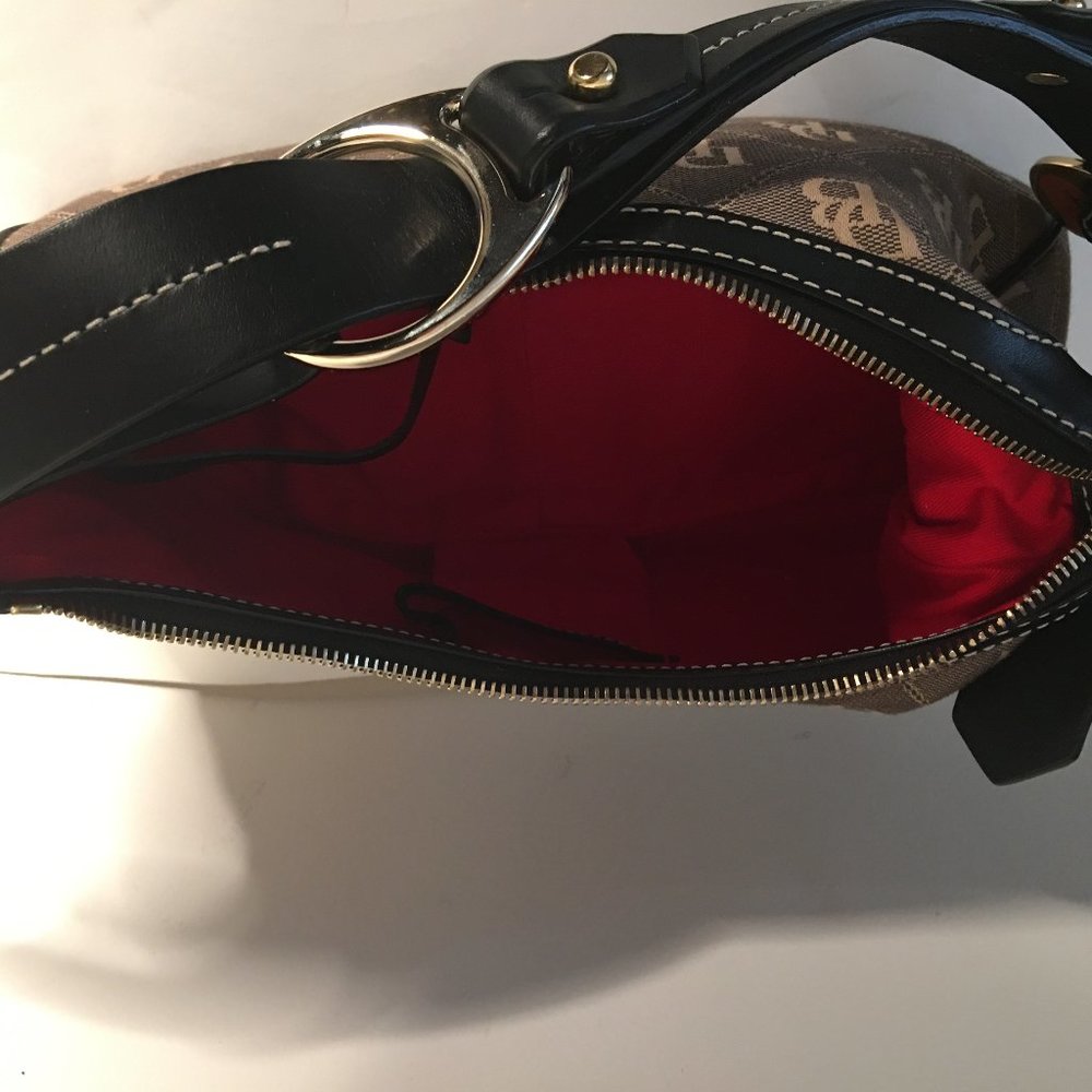 Dooney & Bourke Tan/black Signature Shoulder Bag - Picture 9 of 13